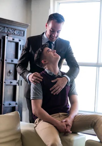 Sexy Maverick Sun in action