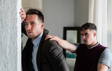 Sexy Maverick Sun in action