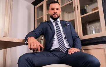 Big cock porn with Sir Peter