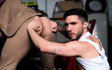 Mechanic fucking the customer