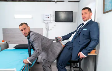 Johnny Donovan fucking a guy