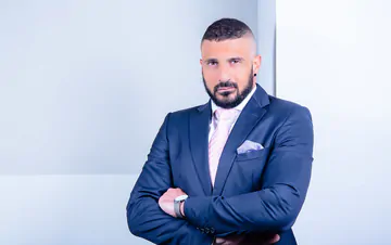 Muscular Arab man gets fucked