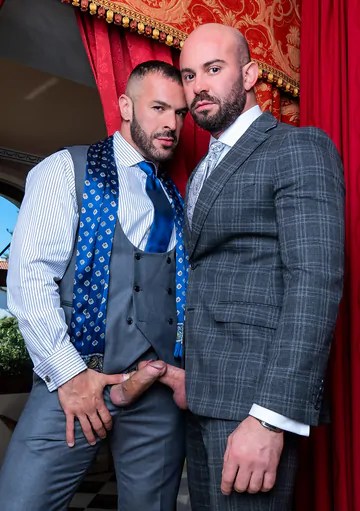 Bald man bareback fucking asshole