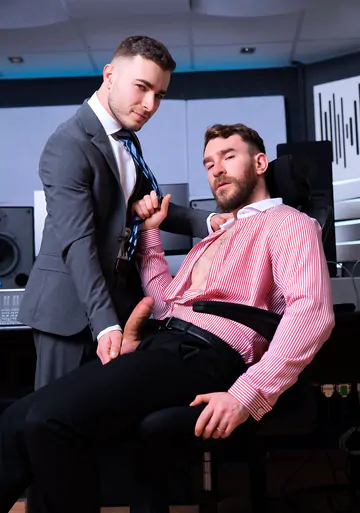 Cute guy sucking fat cock