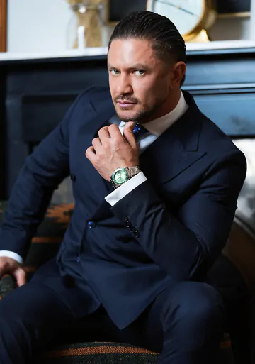 Guys in suits fucks each other