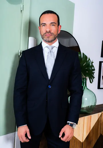 Serious looking man fucking ass