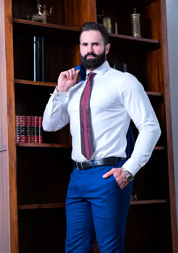 Big man gets fucked in the ass