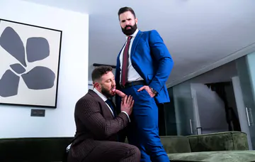 Big man gets fucked in the ass