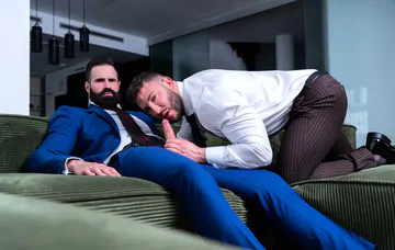 Big man gets fucked in the ass