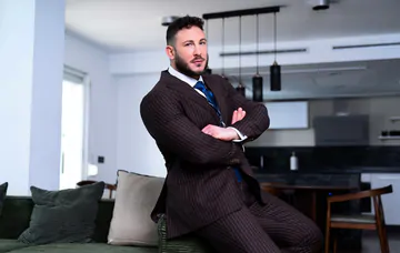 Big man gets fucked in the ass