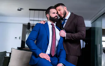 Big man gets fucked in the ass