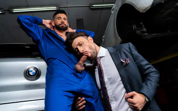 Mechanic fucking the boss