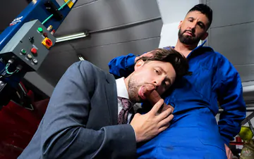 Mechanic fucking the boss