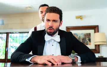 Man gets his hairy ass fucked