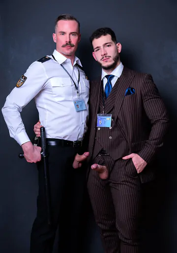 Security guard gets fucked in the ass