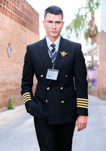 Flight crew having a foursome