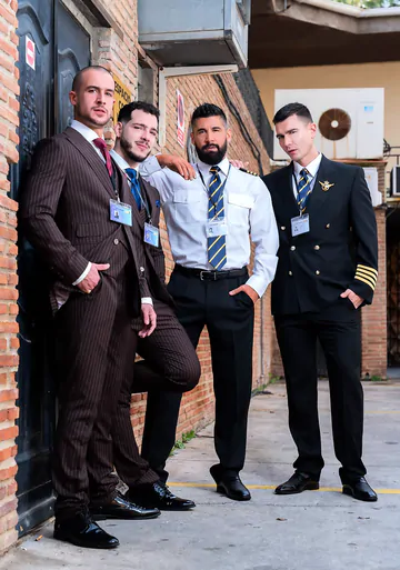 Flight crew having a foursome