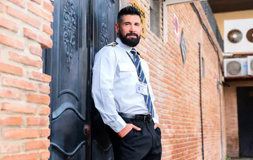 Flight crew having a foursome