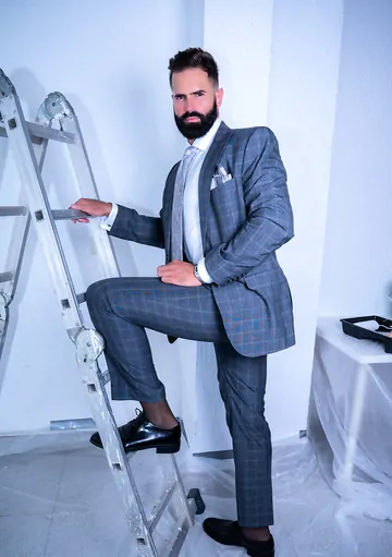 Client fucking the painter