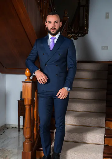 Sir Peter big cock fucks Pol Prince