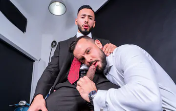 Sir Peter big cock fucks smooth ass