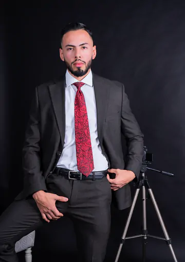 Sir Peter big cock fucks smooth ass