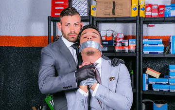 Garage porn with Ricky Blue