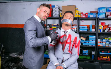 Garage porn with Ricky Blue