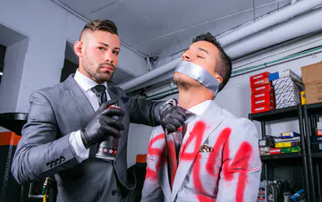 Garage porn with Ricky Blue