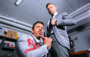 Garage porn with Ricky Blue