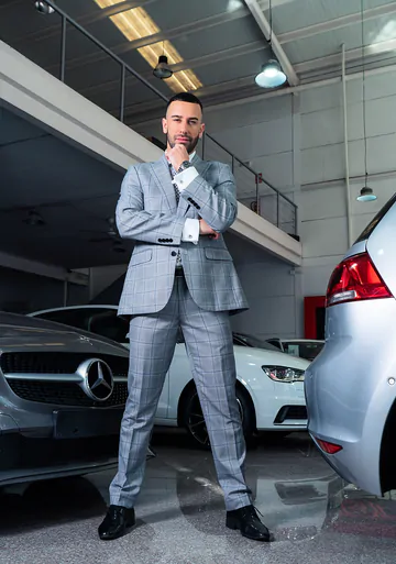 Car salesmen taking a fuck break