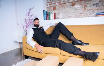 Men fucking on a yellow sofa