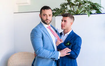 Allen King gets his asshole filled