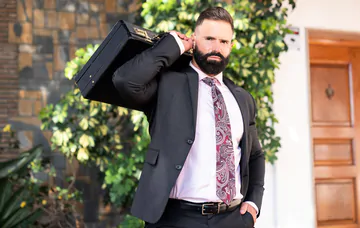 Men fucking in the backyard