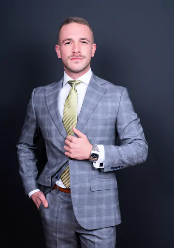 Hot blonde guy fucking ass