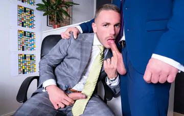 Hot blonde guy fucking ass