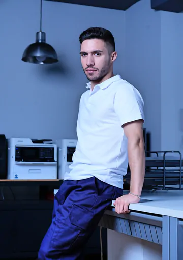 Big guy fucking the janitor