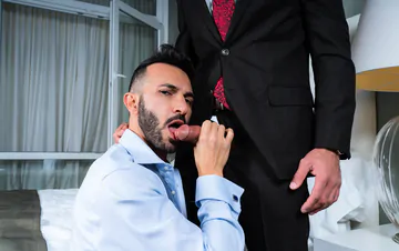 Bald bearded guy getting cummed on