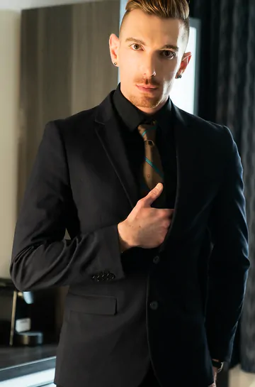 Hot guy with a shaved cock