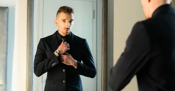 Hot guy with a shaved cock