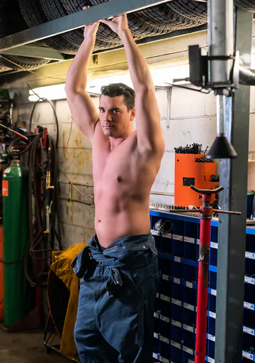 Sexy car mechanic gets fucked