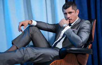 Rocky Vallarta fucks Drew Dixons butt