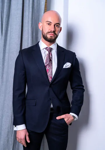 Bruno Max fucks and cums on Allen King