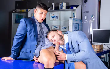 Diego Reyes fucking Bastian Karim