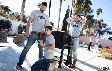 Hot guy fucking Joey Mills