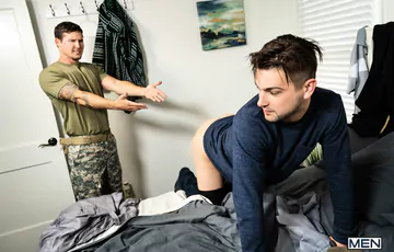 Johnny Rapid takes cock in the ass