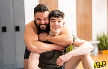 Hairy guy fucking a jock