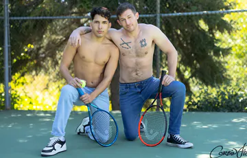 Amateur guys bareback fucking